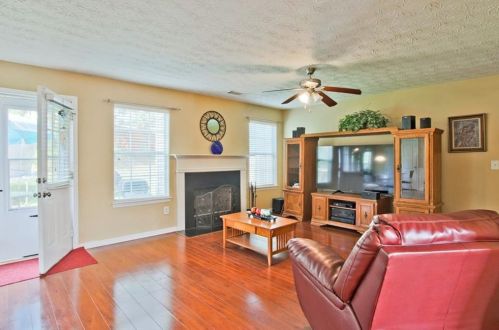1605 Gallup Dr, Stockbridge GA  30281-2481 exterior