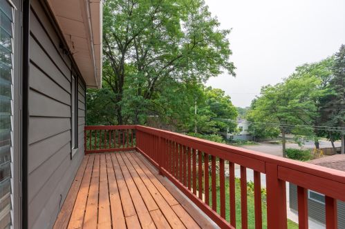 703 Delaware Ave, Saint Paul MN  55107-2533 exterior