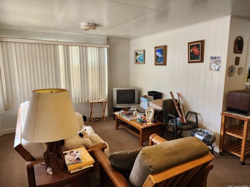 2526 Gardenia St, Honolulu HI  96816-3502 exterior