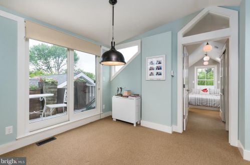 9 Lytle St, Princeton NJ 08542-3116 exterior