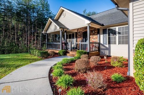 161 Autumn Ridge Dr, Mineral Bluff, GA 30559-8759