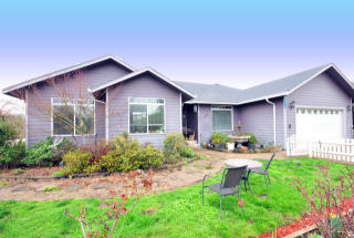1606 Buckhorn Rd, Roseburg OR  97470-8318 exterior