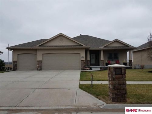 4210 269th St, Valley, NE 68064-4408