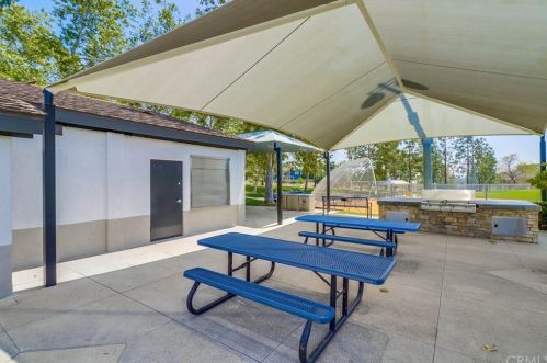 26166 Los Viveros, San Juan Capistrano CA  92691-2890 exterior