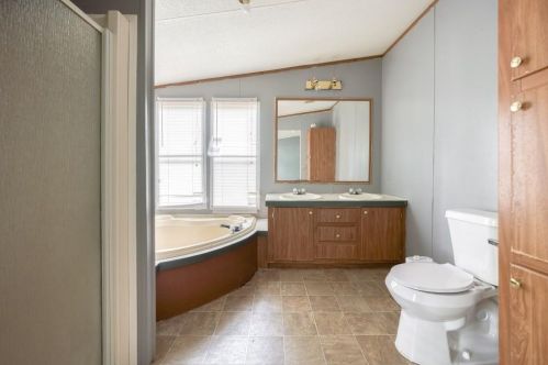 947 Davis Rd, Jefferson GA  30549-5651 exterior