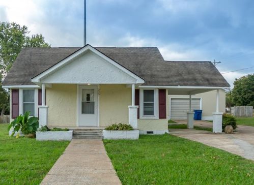 300 Rose St, Manchester, TN 37355-1926