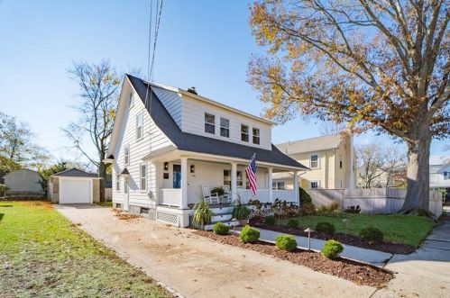 178 Canonchet Ave, Warwick, RI 02888-2970