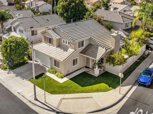 7631 Canberra Way, Riverside CA  92508-6067 exterior