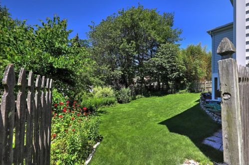50 Hale Ave, Milford, CT 06460-7842