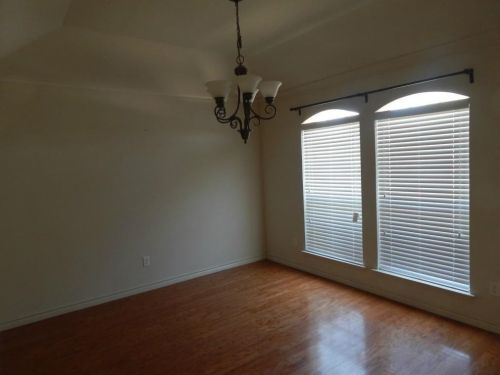 1021 Rhea Dr, Fort Worth TX  76108-3565 exterior