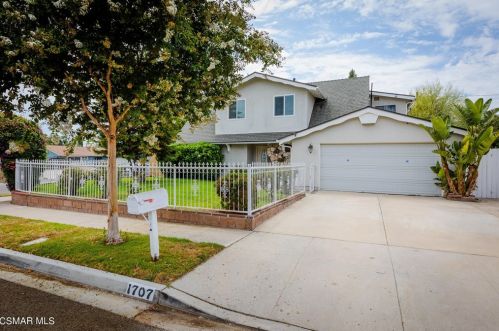 1707 Regan Cir, Simi Valley, CA 93065-3517