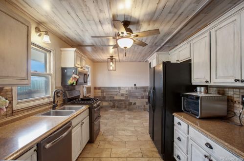 1255 Raynolds Ave, Canon City CO 81212-4013 exterior