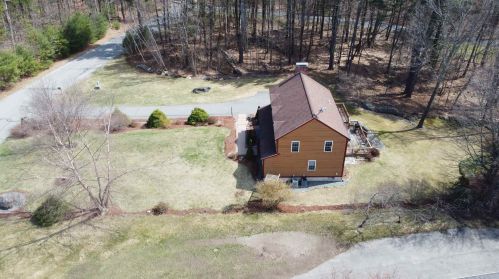 7 Wilshire Ln, Pelham, NH 03076-3282