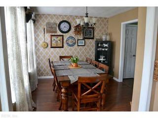 224 Terwillinger Rd, Chesapeake, VA 23323-3909