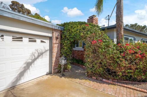 3787 Christine St, San Diego, CA 92117-1804