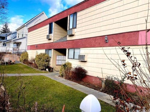 4 Glenwood Ave, Norwalk CT  06854-1532 exterior