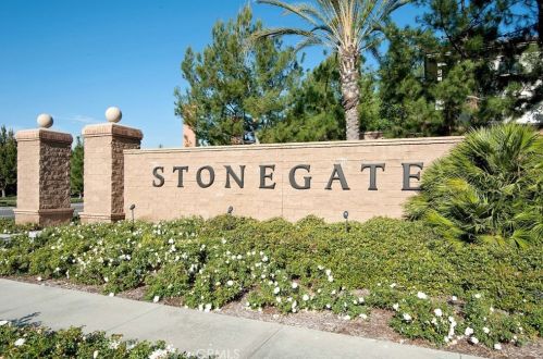 66 Rembrandt, Irvine CA  92620-7314 exterior