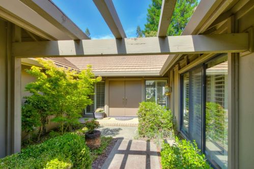11585 Melones Cir, Rancho Cordova, CA 95670-7750