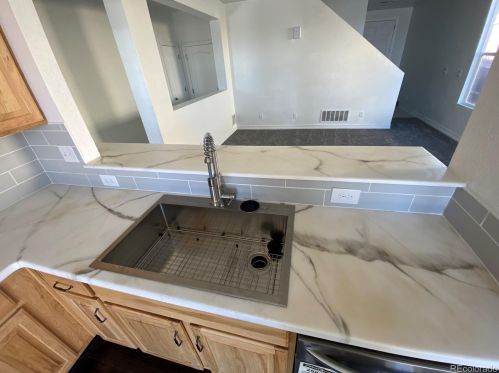 841 Willow Dr, Denver CO  80603-7743 exterior