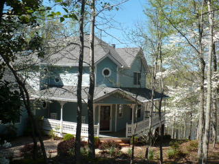 6280 Lakeview Ter, Douglasville, GA 30135-5939