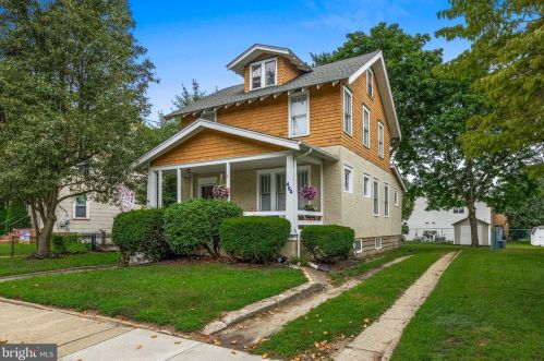 464 Holly Ave, Pitman NJ  08071-2302 exterior