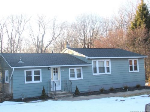 2337 Main St, Middletown, CT 06457-6111