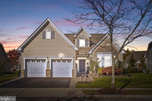 3 Lucaya Cir, Trenton, NJ 08691-3751