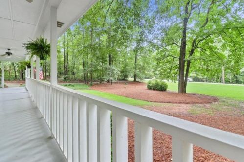 100 Bent Arrow Dr, Stockbridge GA  30281-4839 exterior