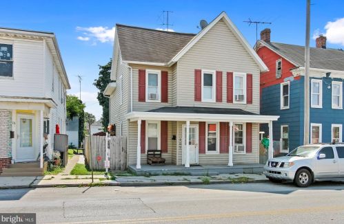 127 Centennial Ave, Hanover, PA 17331-3514