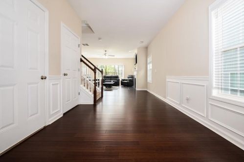 3690 Lakeside Walk Dr, Lilburn, GA 30047-2892