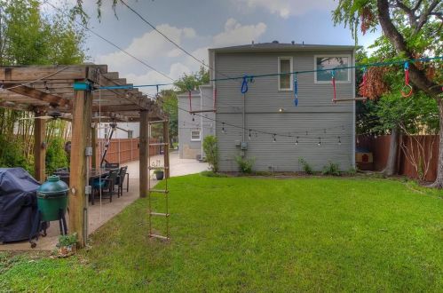 3762 4th St, Fort Worth TX  76107-2054 exterior