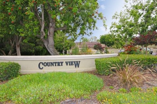13615 Comuna Dr, Poway, CA 92064-4637
