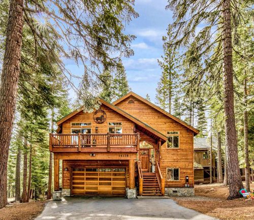 14175 Pathway Ave, Truckee CA  96161-6228 exterior
