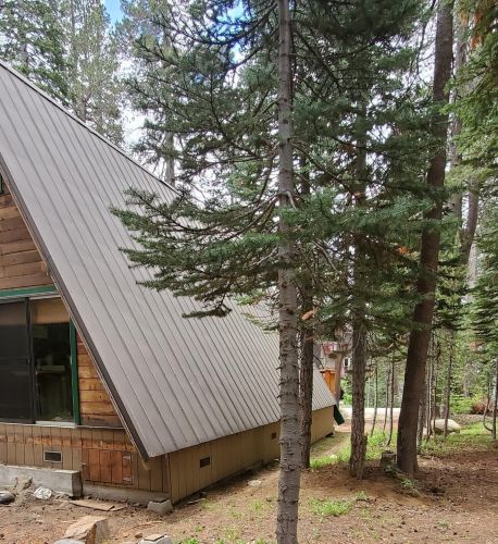 10197 Juniper Way, Truckee CA  96161-1744 exterior