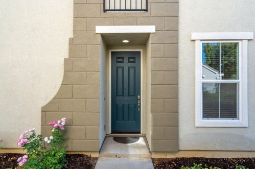 8849 Imray Way, Elk Grove, CA 95624-5222