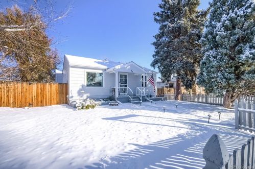 54 Canosa Way, Denver, CO 80219-2155
