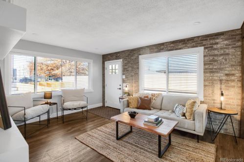 2830 Jackson St, Denver, CO 80205-5052