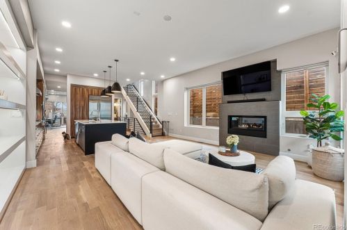 1714 Lowell Blvd, Denver CO  80204-1548 exterior