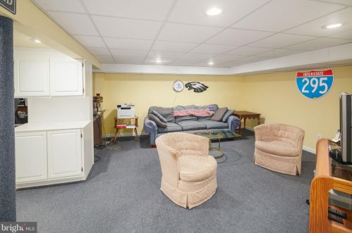 510 Kings Hwy, Haddonfield NJ 08033-2114 exterior