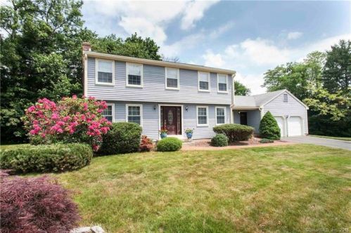 76 Lindsey Rd, Middletown, CT 06457-5357