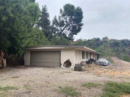 2307 Coronet Ct, Covina, CA 91724-3936