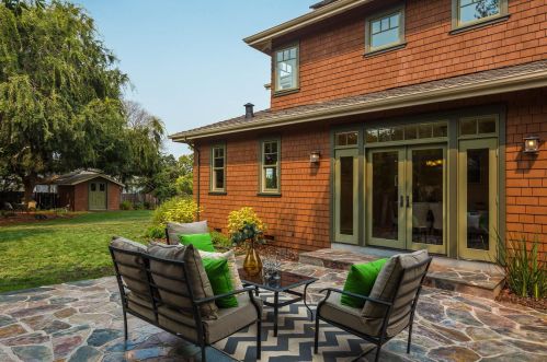 1455 Mckenzie Ave, Los Altos, CA 94024-5631