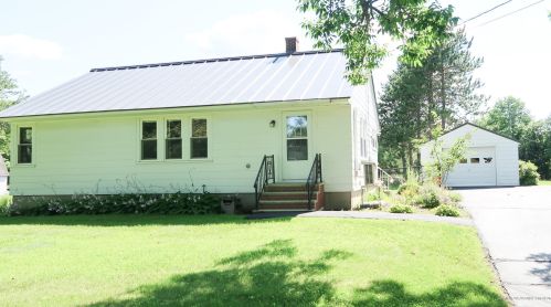 66 Winthrop St, Hallowell, ME 04347-3015