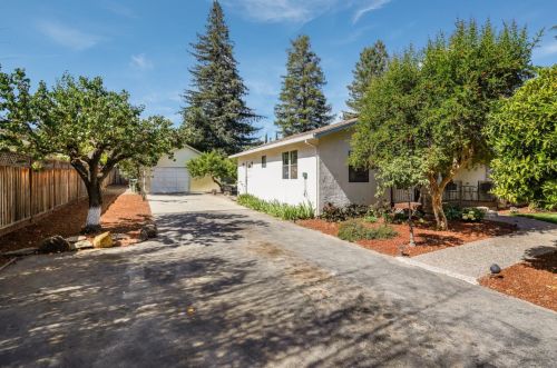 16510 Topping Way, Los Gatos, CA 95032-5646