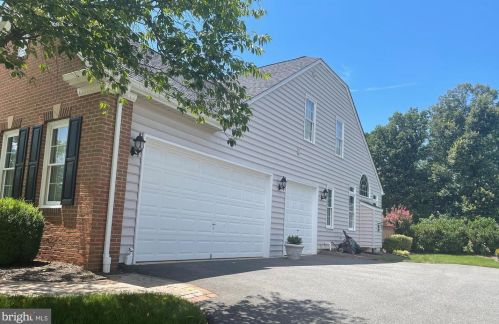 12662 Arthur Graves Jr Ct, Bristow, VA 20136-3053