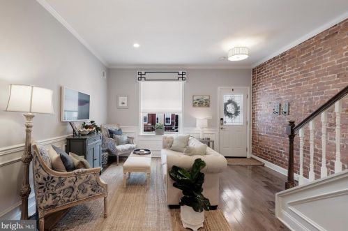 1410 30th St, Philadelphia, PA 19121-3604