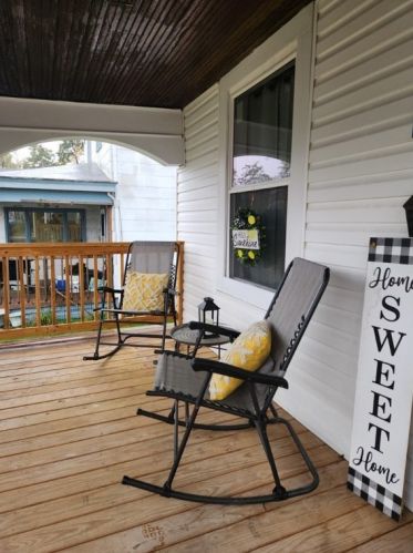 106 Franklin Ave, Vandergrift, PA 15690-1163