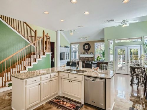 2851 Fairway Dr, Cedar Hill TX 75104-8288 exterior