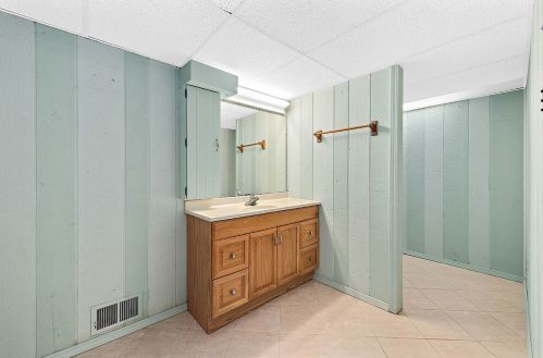 353 Tarrington Way, Lemont IL  60440-2215 exterior