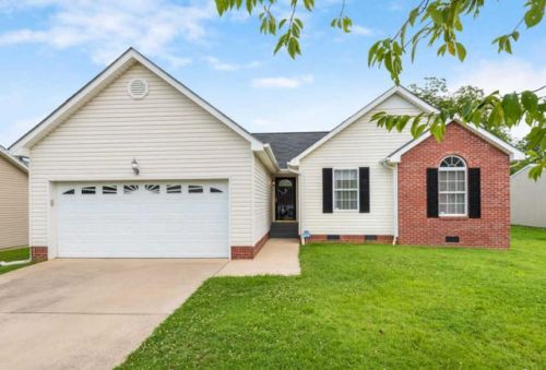 6730 Triple Crown Ct, Chattanooga, TN 37421-1494